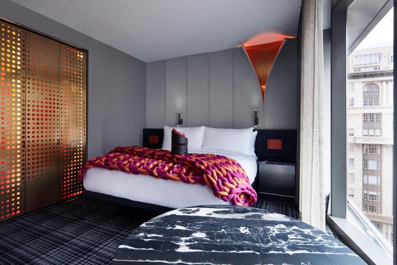 Hotel W Melbourne City Exterior foto A bedroom at the Standard East Village